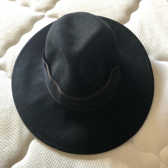 Wool hat - Picture 4 of 6